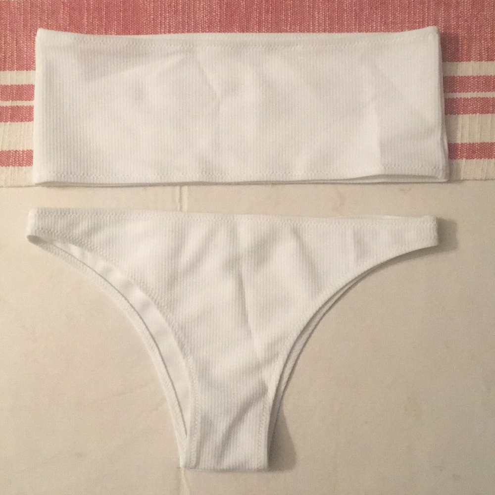 Roxy Brand Size Small white strapless bikini